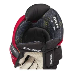 CCM Hockeyhandskar Tacks XF Pro Sr Black/Red/White